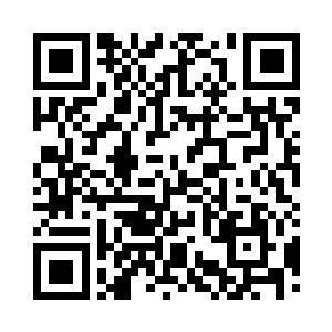 待在宝剑里的小剑灵有点不好意思的道二维码生成