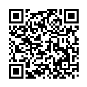 待约瑟夫和雨果主动自我介绍完毕之后二维码生成