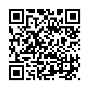 很轻松就躲过了高个武霸刺出来的那道剑芒二维码生成