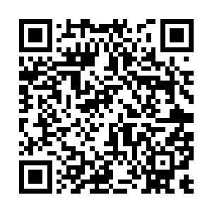 徐贤才说完就感觉到身边一股巨大的压力压了过来二维码生成