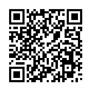 快速从怀中取出一个金黄色的卷轴二维码生成