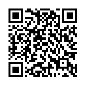 忽然看见一位管家模样的中年男子走入了大堂二维码生成