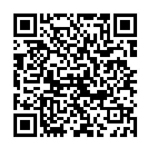 怒气冲冲的说我爹爹为了富贵就让自己的女儿入宫受苦二维码生成