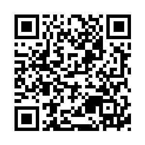 感受到两人的脸上突然之间变得冷厉的神情二维码生成