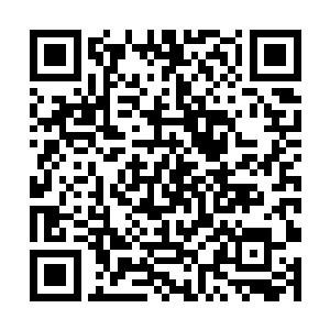 感受到虚空之中的恐怖的黑色的剑幕上面的气息之后二维码生成