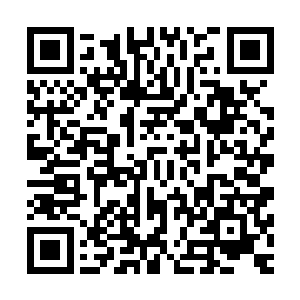 慕容家和贺家突然巨变的沉重打击一个接着一个向所有人压来二维码生成