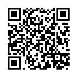 我们三个人找了一家咖啡厅坐了下来二维码生成