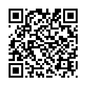 我们发现远处那边有个更大的房间二维码生成