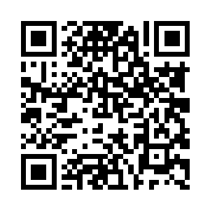 我们就迎面遇到四个日本男人组成的队伍二维码生成
