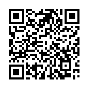 我们齐心合力动手做了一个宽大坚实的竹筏二维码生成