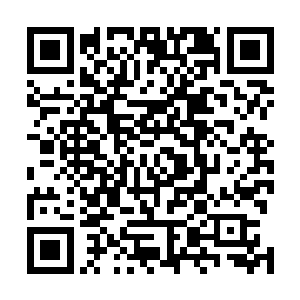 我可是把这种新式电影技术拿出去跟那些影视公司合作了二维码生成