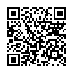 房屋角落中的大沙漏早就漏干净了流沙二维码生成