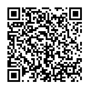 所以最终叶明静一分不让的以三百七十万美元价格打包卖给了伍曦二维码生成