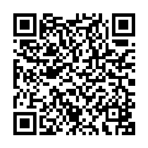 所以站在街头就可以看到不少洛杉矶地下摇滚圈子里的资深人士二维码生成