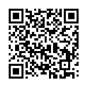 所以这里的衣服都是她自己的钱购置的二维码生成