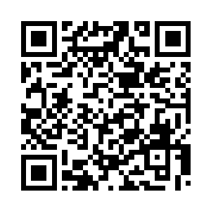 所有人都纷纷猜测中年男子的身份二维码生成