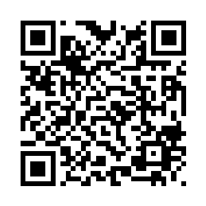 手中的巨剑猛地一剑将刘福荣荡开二维码生成