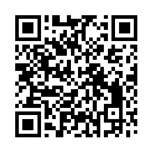 手掌体贴感受到了她胸口上的饱满弹性二维码生成