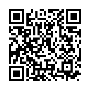 手臂有意无意的护在这些装钱的口袋处二维码生成