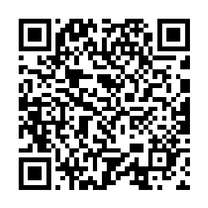 打完了三个弹链的格罗廖夫已经抓紧时间更换了枪管二维码生成