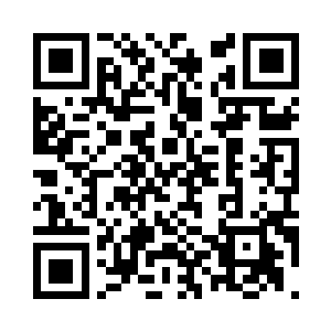 抬起头苍老的手爱怜的拍了拍她的手二维码生成