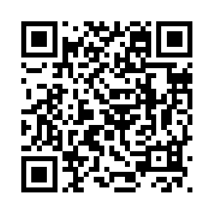 抱着已经基本挂在自己身上的姑娘二维码生成
