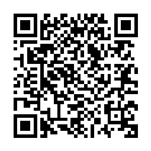 抱着笔记本电脑的叶明静怎么看都觉得自己还是做秘书的份儿二维码生成