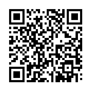 拉着自己的六个女人在那里从早上到晚上二维码生成