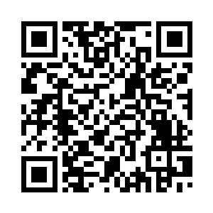 拳掌交击也发出了金属碰撞的声音二维码生成