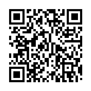 指腹不断的摩擦着汉白玉的酒樽边缘二维码生成