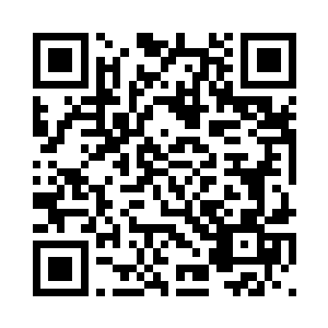 接着惊喜的转过头朝着我们这边来二维码生成