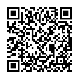 撩人风情双眸带着诉不尽情绪的眼神瞟一眼妖王二维码生成