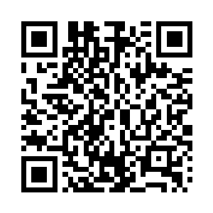 教室外面还无数双眼睛在好奇地瞅着二维码生成