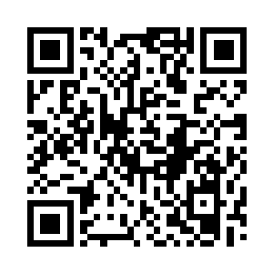 映得那张白皙小脸像散发着柔柔的迷人光芒二维码生成