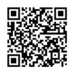 是两个看上去二十岁出头的女孩子二维码生成