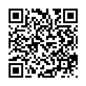 是他这宝贝骨肉趁他不在的时候拼命地二维码生成