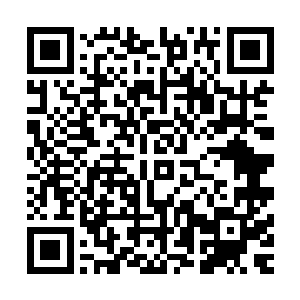 是靠着暗箱操作完成的……说得再直白一点――他是掏了钱的二维码生成