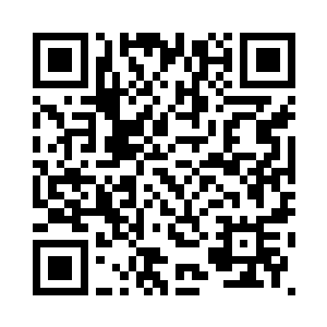 曲少波将目光转向李若萍继续说道二维码生成