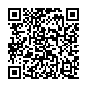 曹炎身上的衣衫被突然涌起的劲风刮得猎猎作响二维码生成