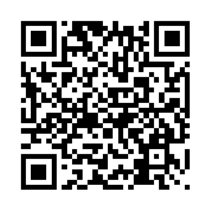 替莫小鱼把花篮卸下来摆在了门口二维码生成