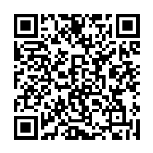 最终只能在一阵阵剧烈无比的轰鸣声中逐渐暗淡下来二维码生成