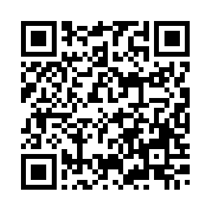 有点出神的看着那千篇一律的虚无二维码生成