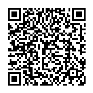 有的则是她们身边的男人准备发难……然后见到男子腰间缠着的盘龙带后二维码生成