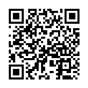 朱大明看着手中拎着的两只老母鸡二维码生成