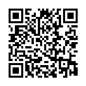 朱平安牵着杀马特黑马站在门口一步远的地方二维码生成