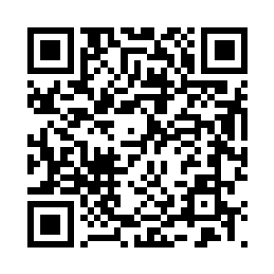 李老板便直接自己给自己扇了一个响亮的耳光二维码生成