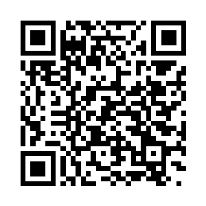 林父林母和李雨彤都情不自禁地鼓起掌来二维码生成