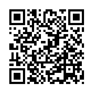 林辰直接抬起右手轻轻拍了拍吴莹莹的脑袋二维码生成