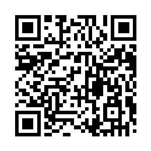 柔和的阳光在我们的身后拉出几道长长的影子二维码生成