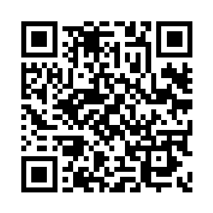 桃红和柳绿对她偶尔抽风的行为早已见惯不怪二维码生成